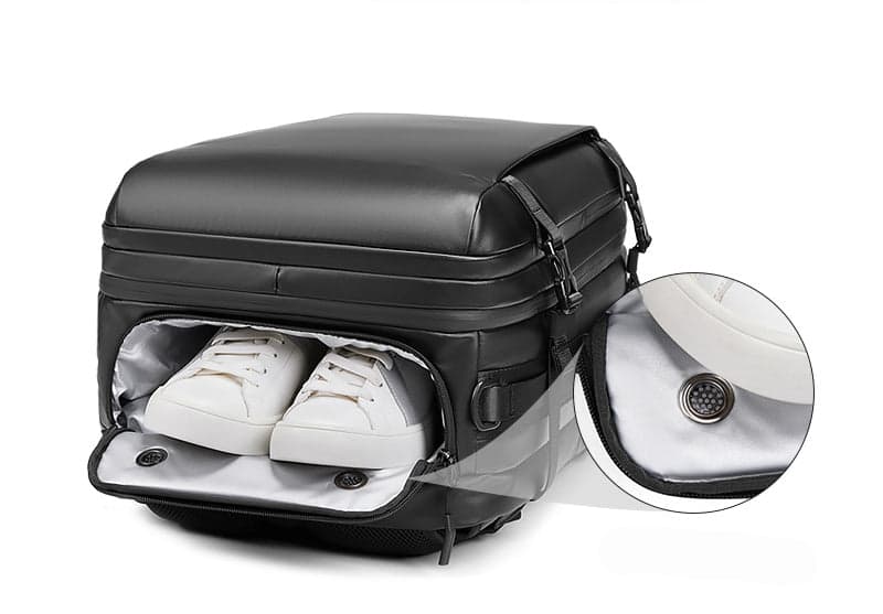 The Connoisseur Luxe 35L Laptop Backpack with USB Port, photo 10