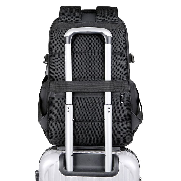 The Tech-Transporter 35L Laptop Briefcase with USB Port, photo 13