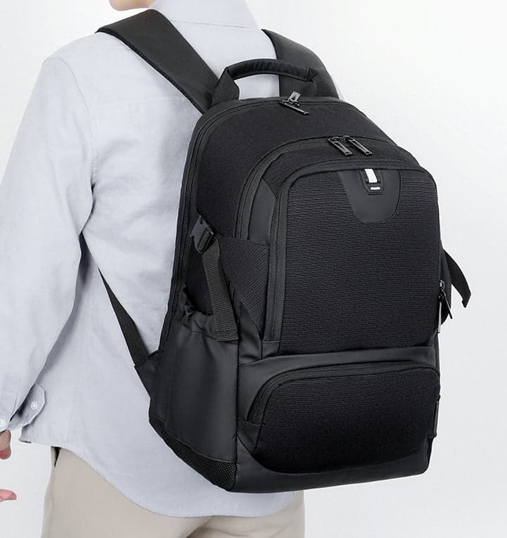 The Tech-Transporter 35L Laptop Briefcase with USB Port, photo 15
