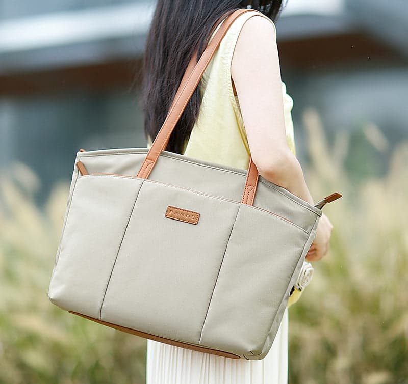 The Stratix Platinum 10L Women's Laptop Briefcase, photo 11