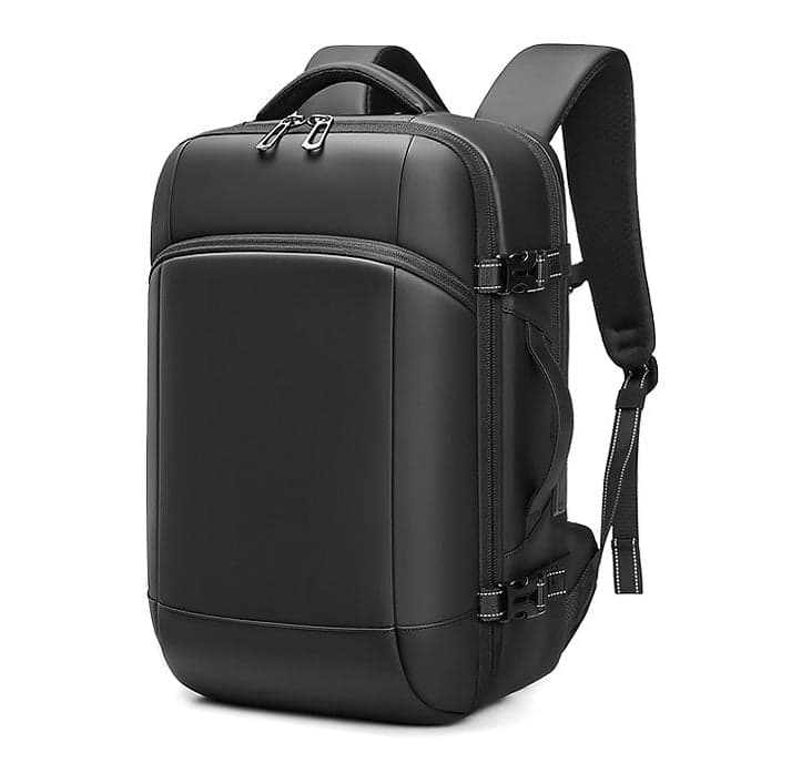 The Warrior™ 21L Laptop Backpack with USB Port