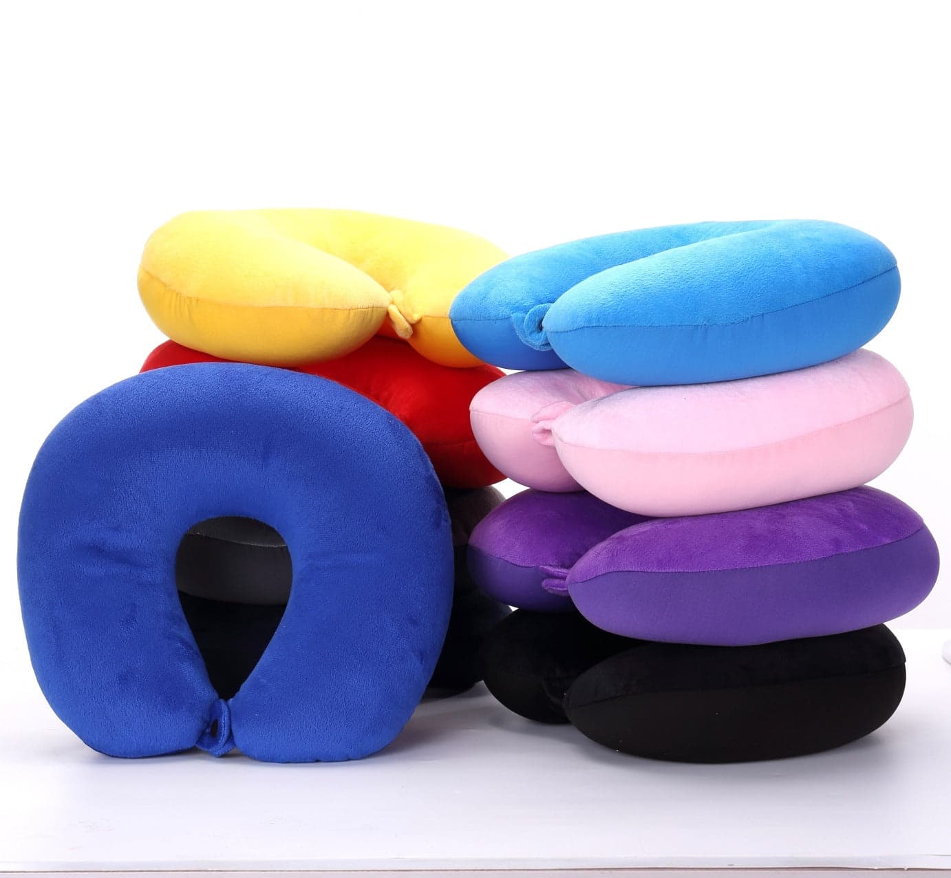 Twillio Ergonomic Travel Pillow, photo 10