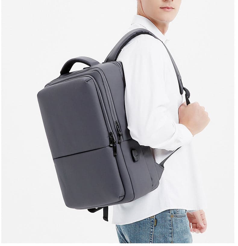 SwiftTech Exclusive 16L Expandable Laptop Backpack with USB Port, photo 16