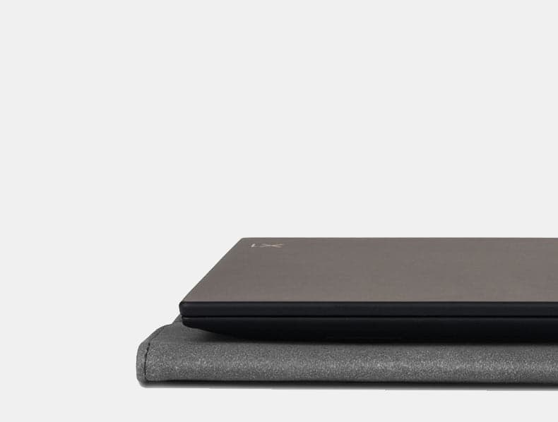 The Bracket Velvet Microfiber Laptop Sleeve with Magnetic Closure, photo 6