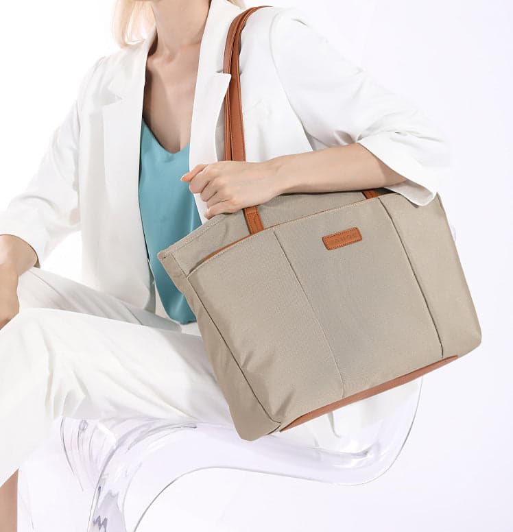 The Stratix Platinum 10L Women's Laptop Briefcase, photo 15