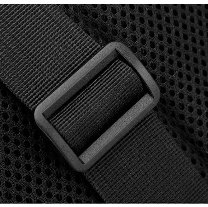 Thoron™ Signature 7L Shoulder Bag for iPad, photo 9