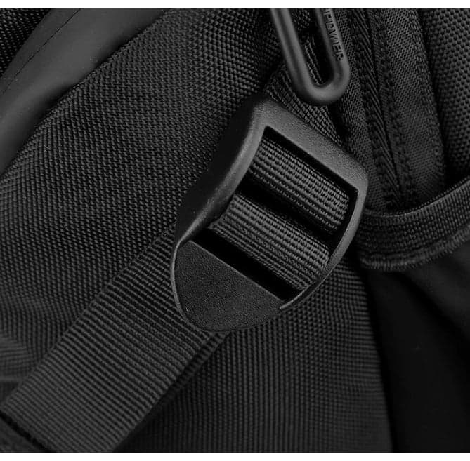 Thoron™ Signature 7L Shoulder Bag for iPad, photo 5