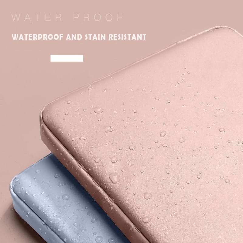 The Funda Prime Slim Laptop Case in Synthetic Leather, photo 6