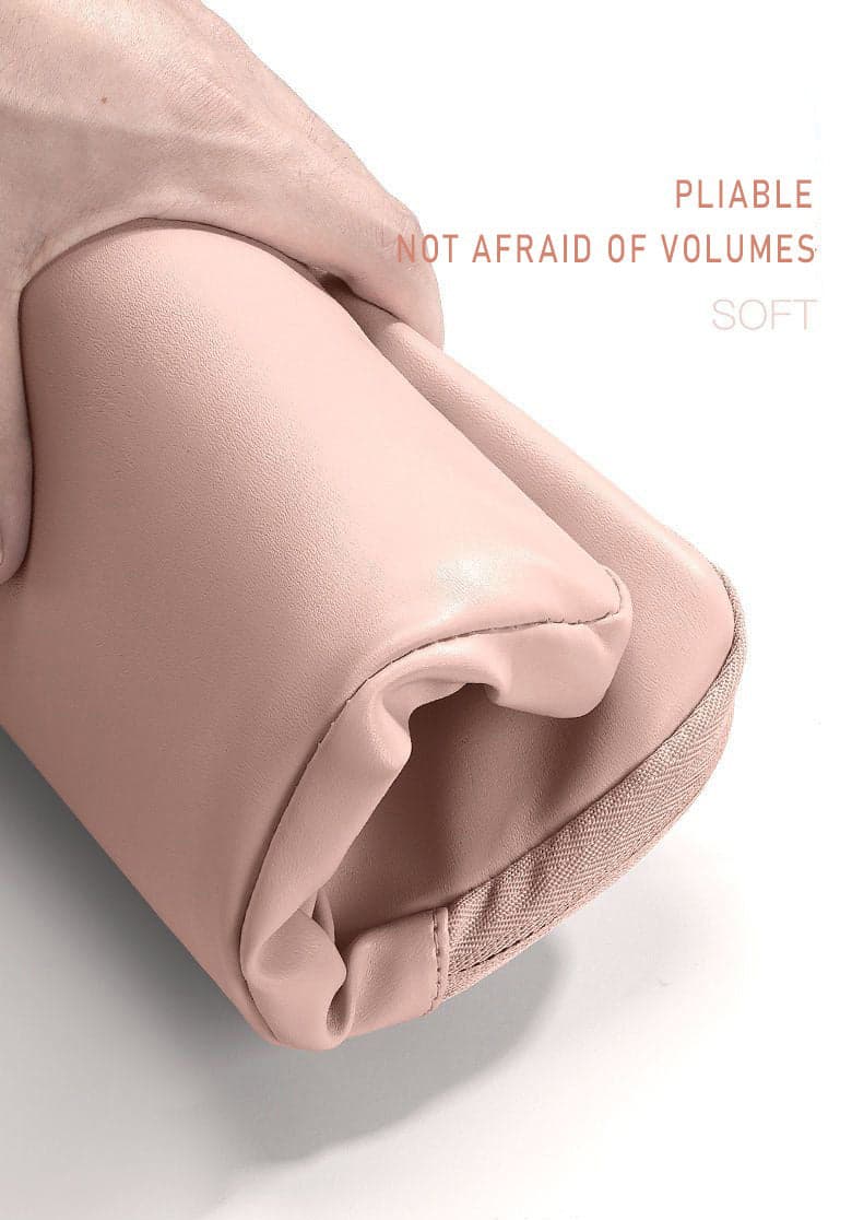 The Funda Prime Slim Laptop Case in Synthetic Leather, photo 4