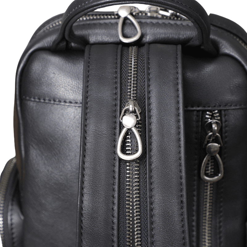 G-Thrustโข Fusion 7L Water-Resistant Leather Crossbody Bag, photo 4