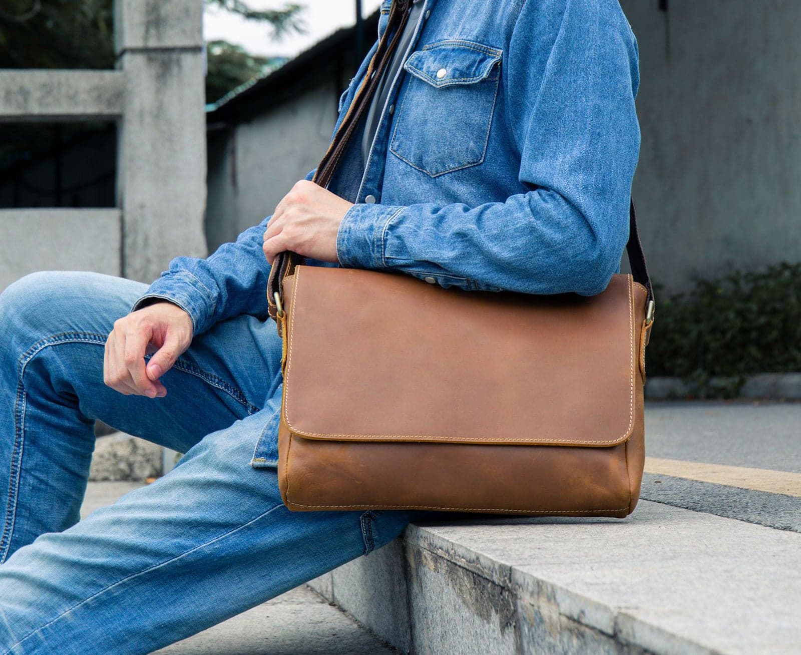 Gyroflux™ Xtreme Crazy Horse Leather Shoulder Bag, photo 5