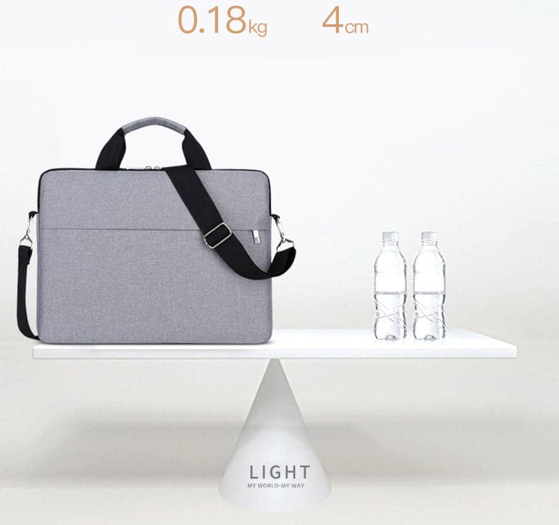 Revisโข Pro Water-Repellent Laptop Case, photo 5