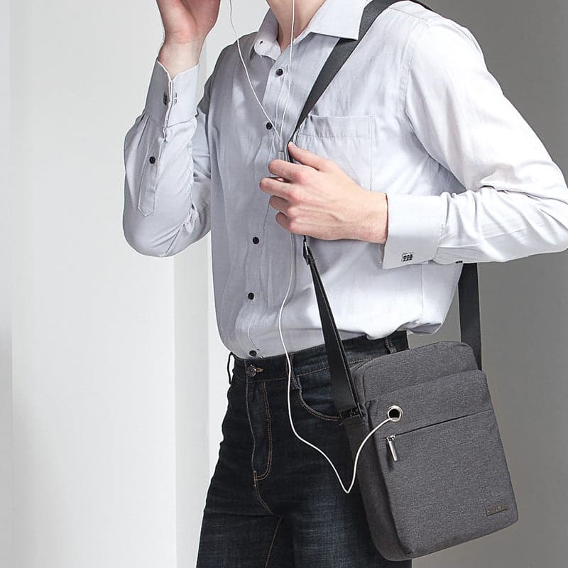 TrailWaveXโข Prestige Lightweight Water-Repellent Shoulder Bag, photo 13