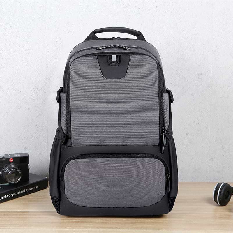 The Tech-Transporter 35L Laptop Briefcase with USB Port, photo 7