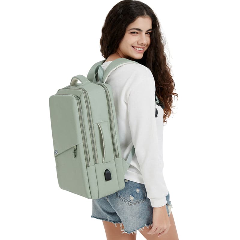 Vaeliryn™ Signature 26L Laptop Backpack with USB Port, photo 9