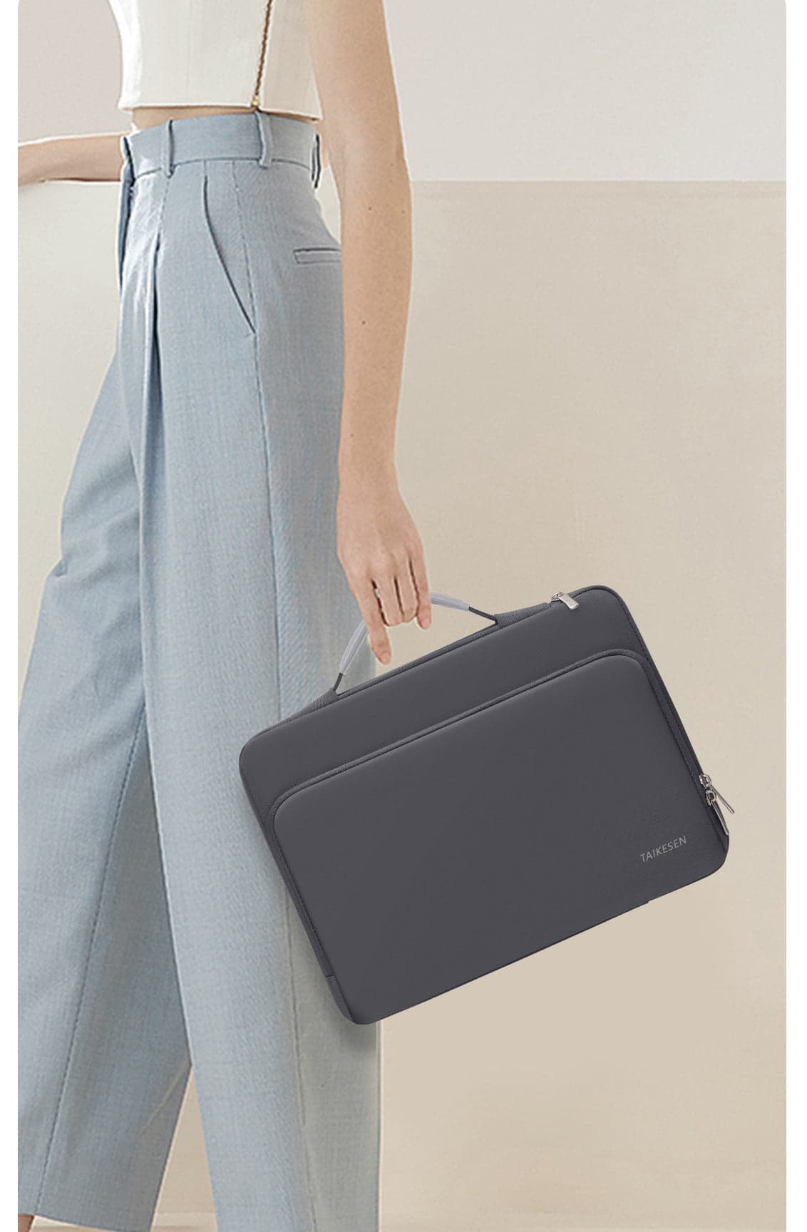 The TechPro Prime Lightweight Laptop Case for 10 to 16 Inch Laptops, photo 14