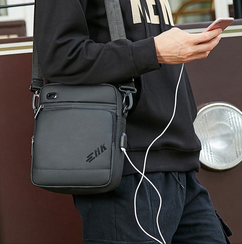 Coral™ Pro Business Crossbody Bag with USB Port, photo 13