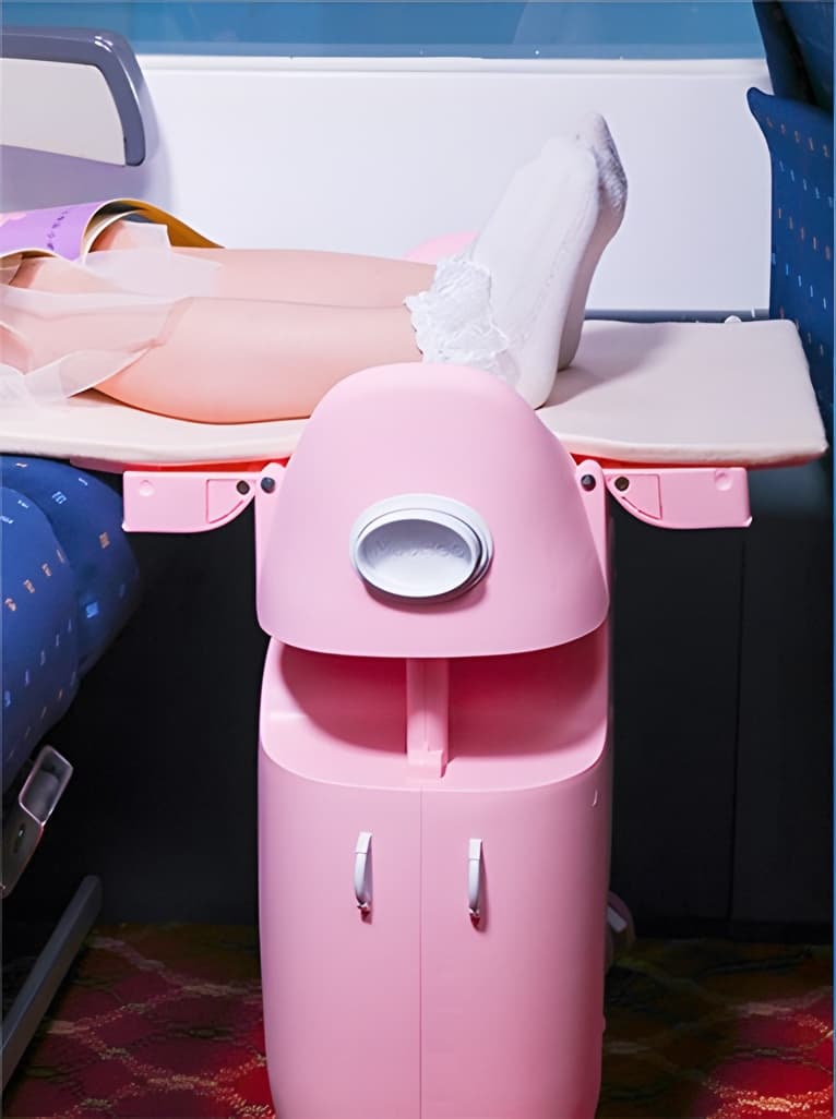 Mila 20" Kids' Ride-On Suitcase and Travel Bed, photo 14