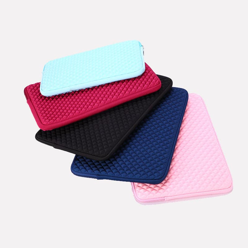 The Diamond Padded Laptop Sleeve, photo 9