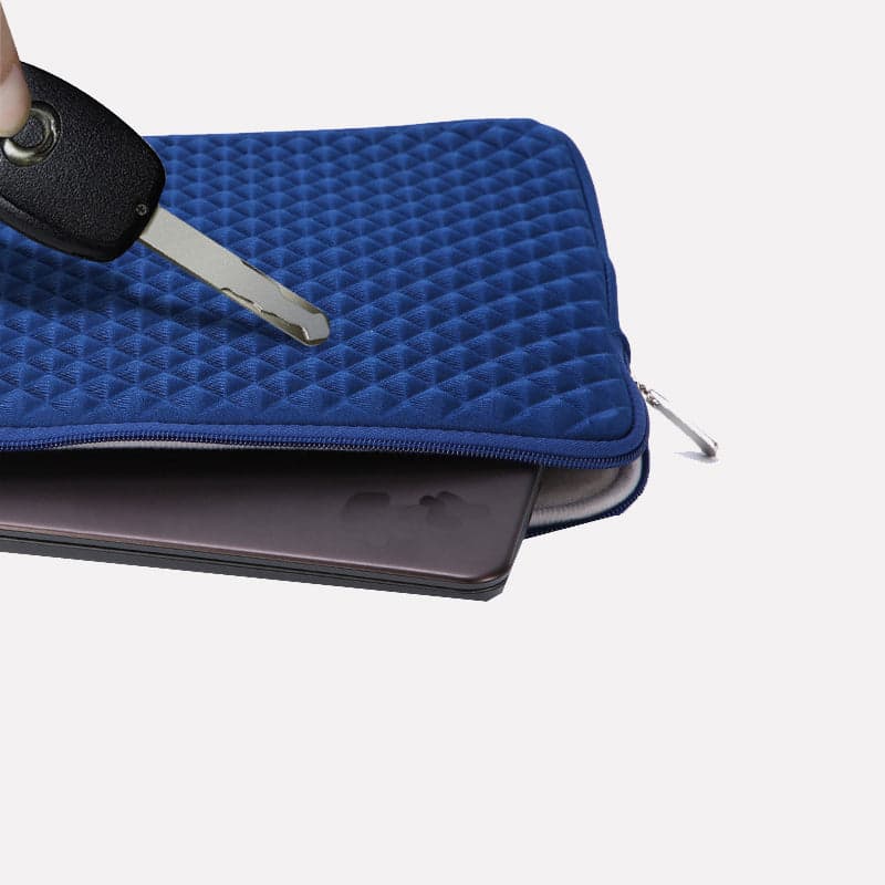 The Diamond Padded Laptop Sleeve, photo 8