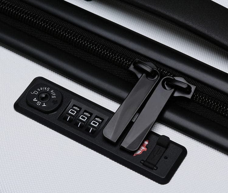The Riflemanโข Pro Hardside Carry-On Suitcase with USB Port, photo 10