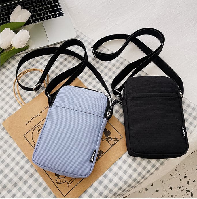 Venture Signature Mini Crossbody Bag, photo 3