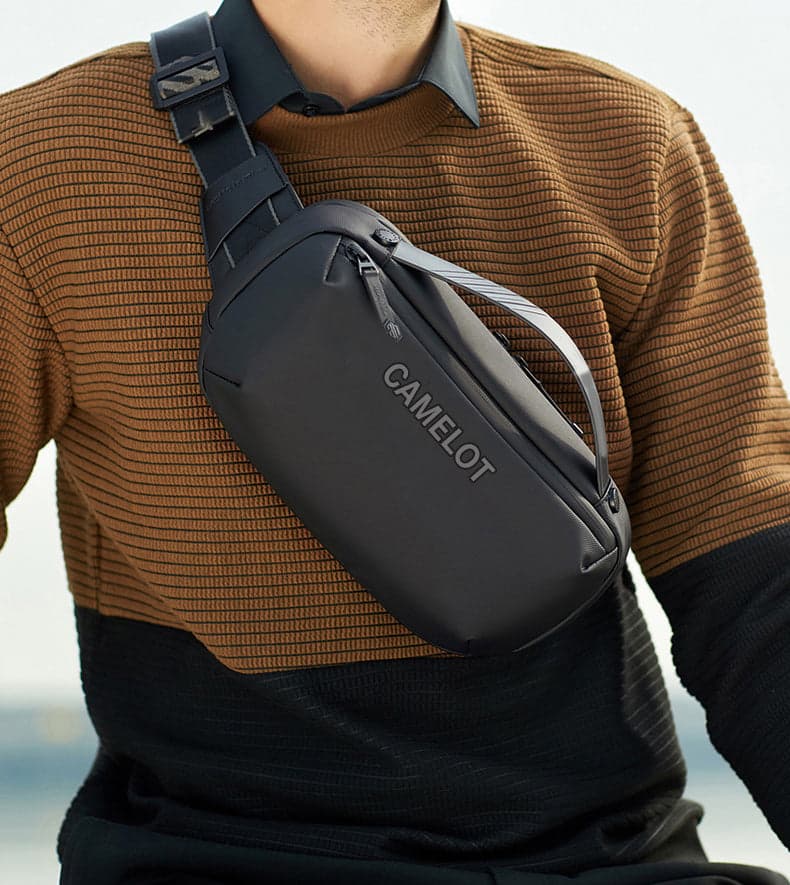 The Amp Quantum 2L Crossbody Bag, photo 7