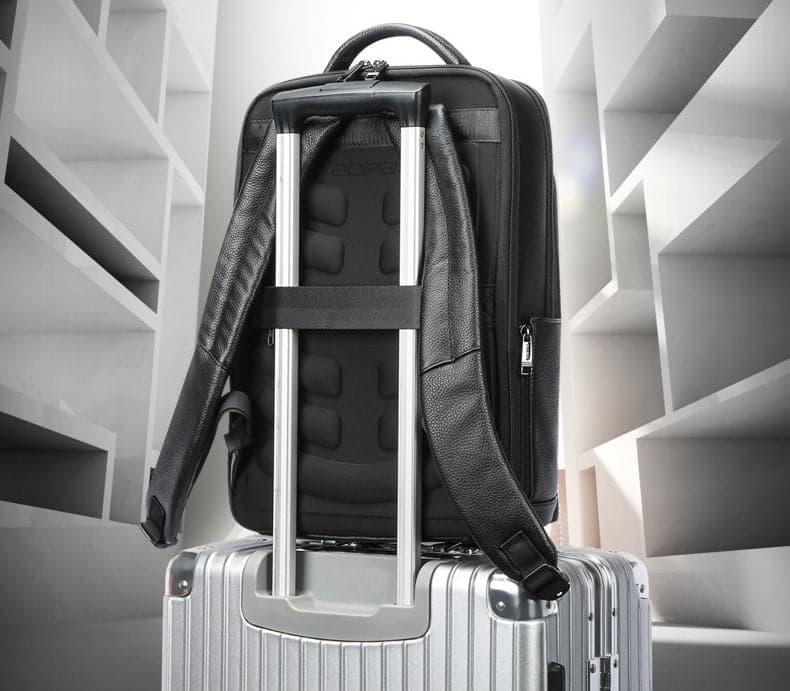The Avengers™ Pro Leather Laptop Backpack with USB Port, photo 6