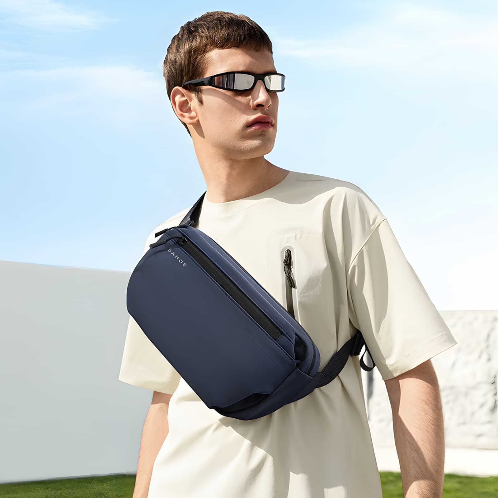 Arezzo Water-Repellent Chest Bag with Anti-Theft Pocket, photo 9