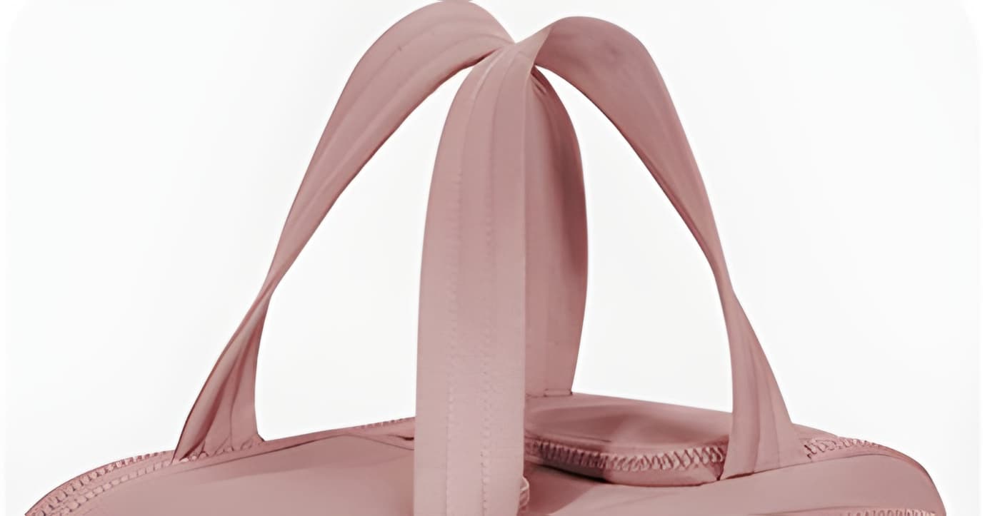 Cannes Puffy Travel Toiletry Bag with Wet and Dry Sections, photo 11