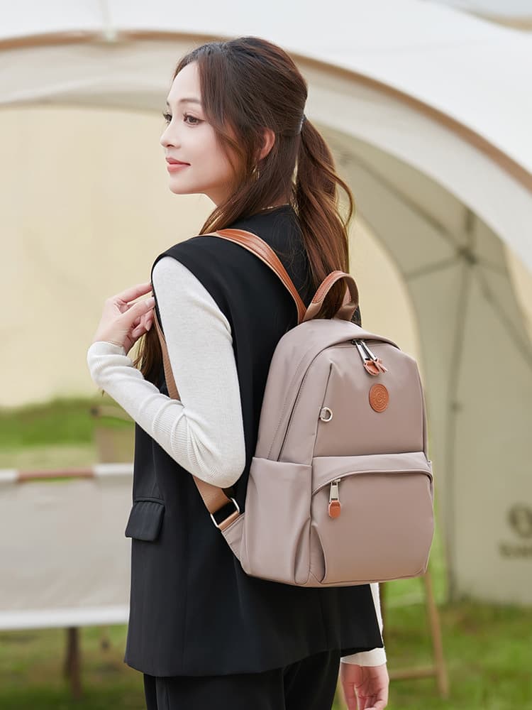Roma Small Women's Backpack in Parachute Nylon, photo 2