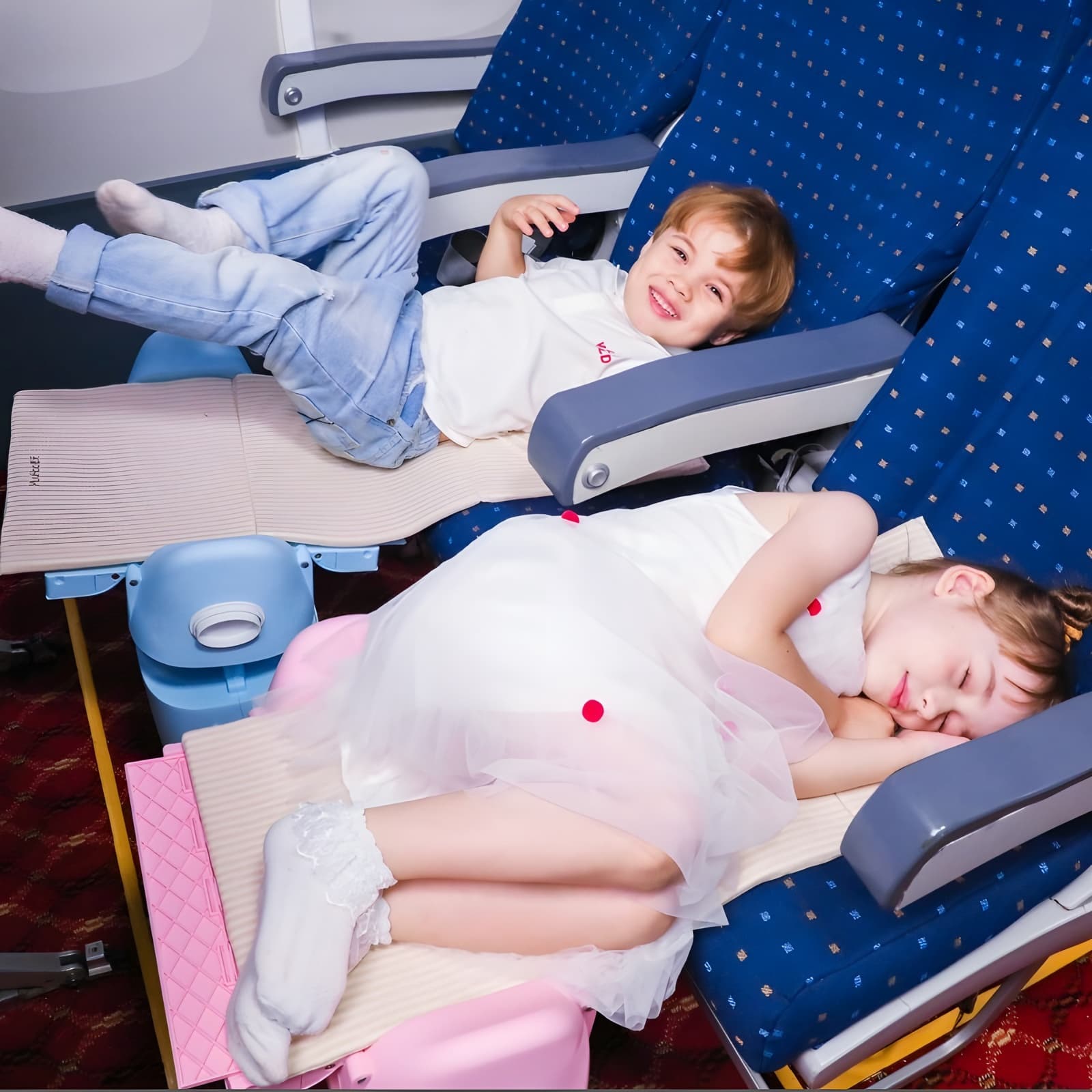 Mila 20" Kids' Ride-On Suitcase and Travel Bed, photo 7