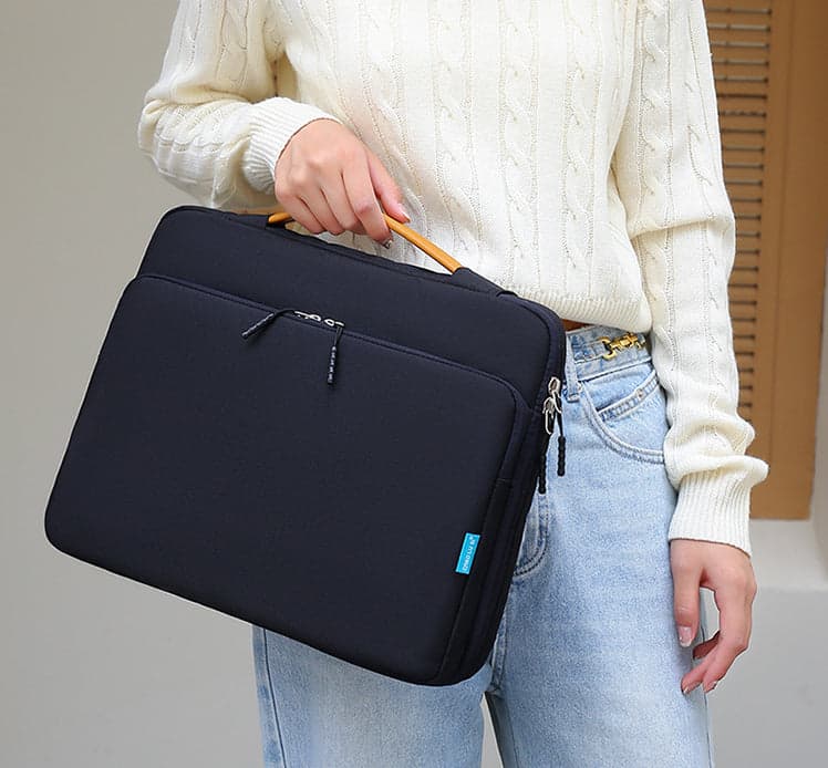 The Quantor™ Turbo Lightweight Laptop Case for 13 to 16 Inch Laptops, photo 18