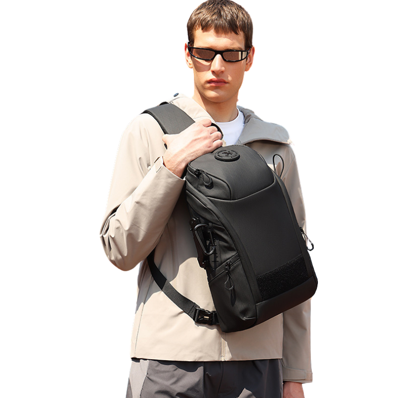 The Lycranor™ Turbo Bag by Camel Mountain – 10L, Fits 9" iPad