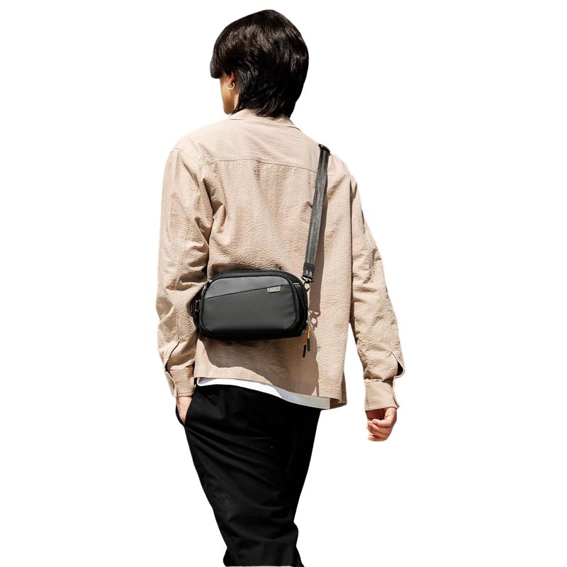 The Qyxar™ Max Storage Bag – 3L Waterproof Tech Organizer by Camel Mountain