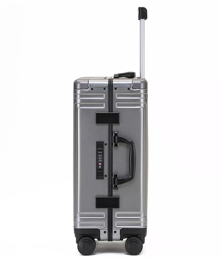 Optional Hard Suitcase* Camel Mountain® Delight