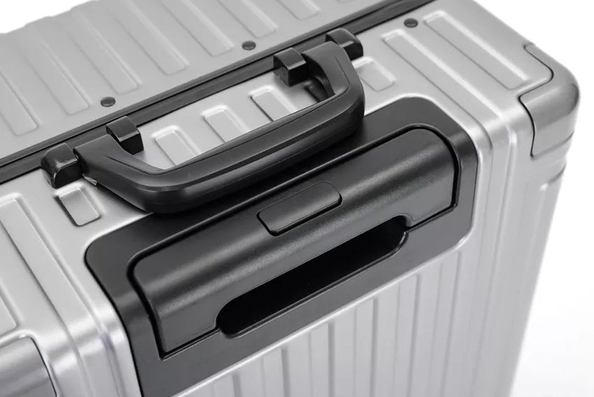 Optional Hard Suitcase* Camel Mountain® Delight