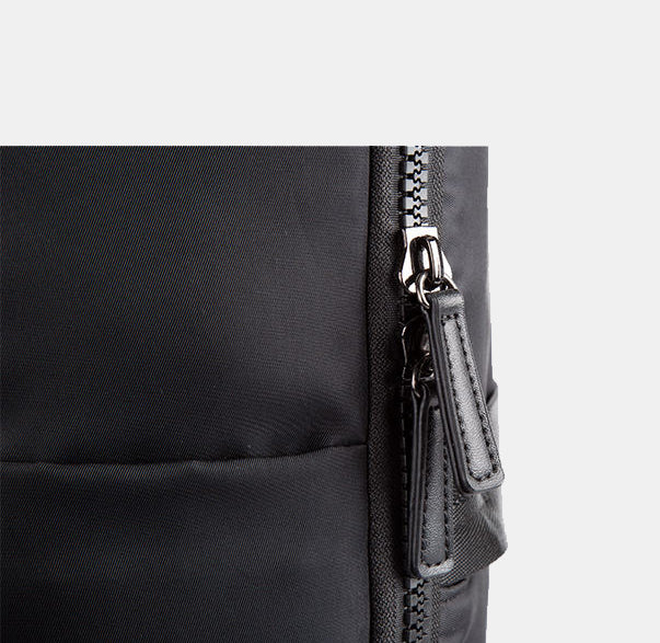The Ipax Solid Laptop Backpack